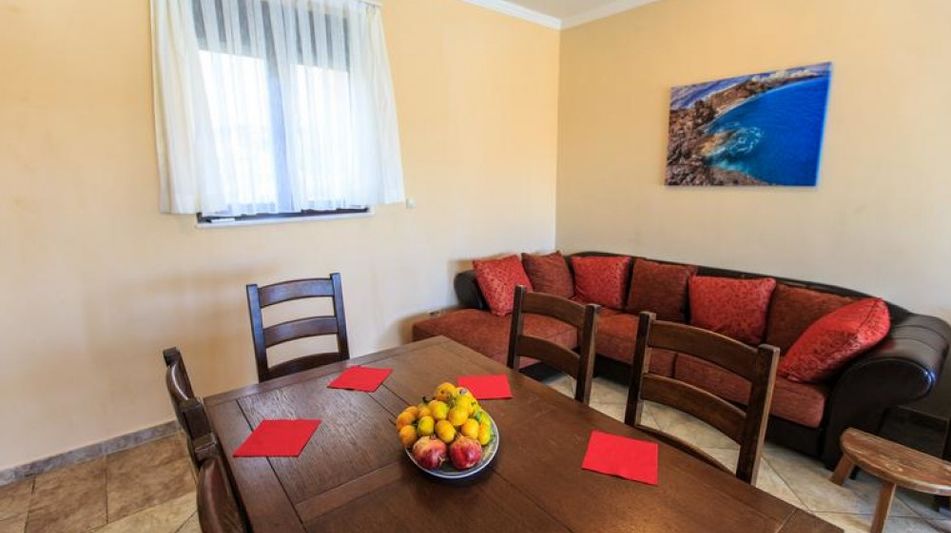 Дом площадью 340 кв.м. с видом на море, лот 669