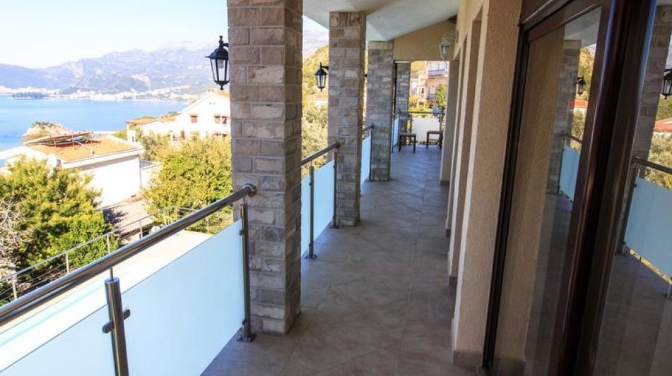 Дом площадью 340 кв.м. с видом на море, лот 669