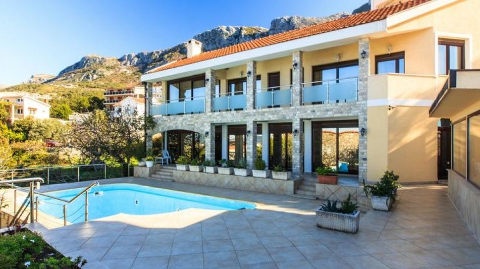 Дом площадью 340 кв.м. с видом на море, лот 669