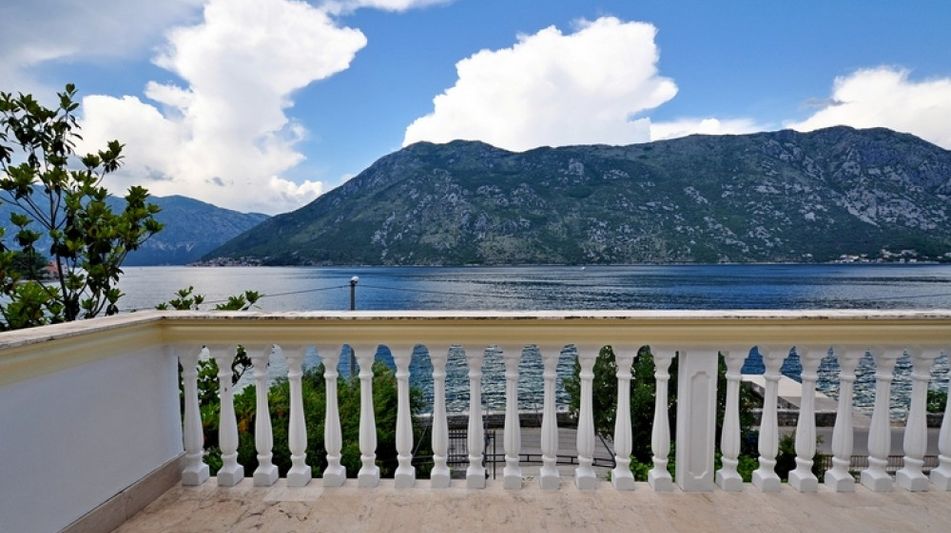 Дом площадью 275 кв.м. с видом на море, лот 670