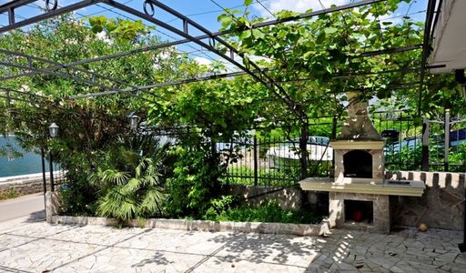 Дом площадью 275 кв.м. с видом на море, лот 670