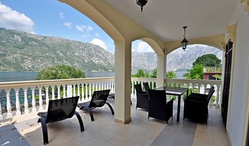 Дом площадью 275 кв.м. с видом на море, лот 670