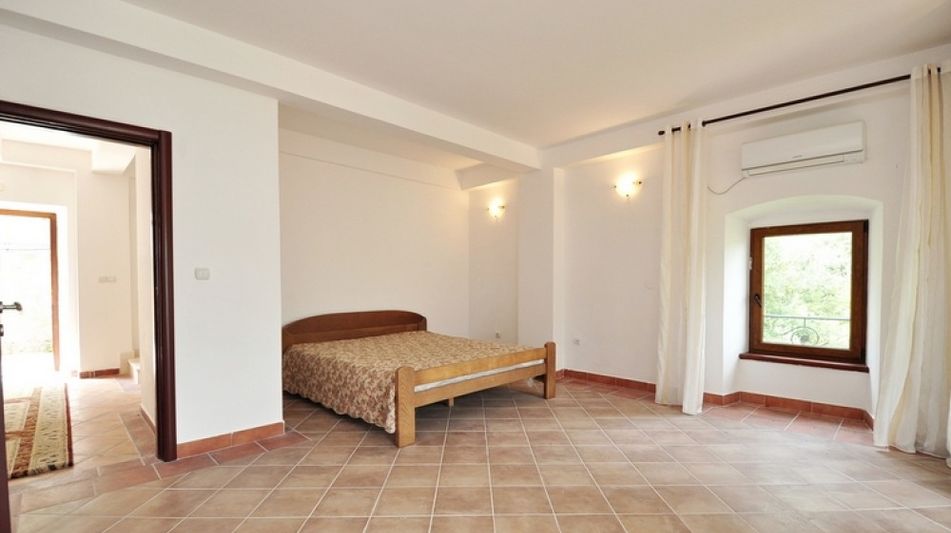 Дом площадью 500 кв.м. с видом на море, лот 677