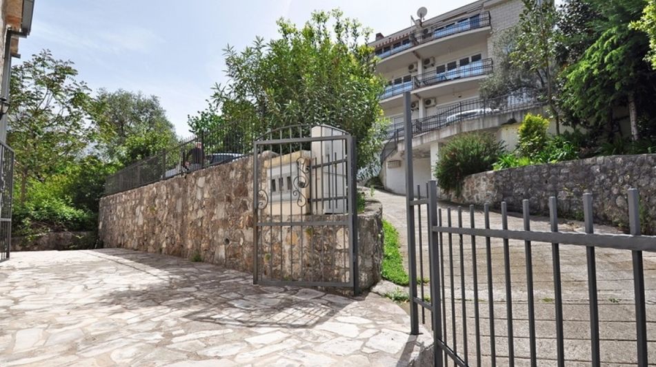 Дом площадью 500 кв.м. с видом на море, лот 677