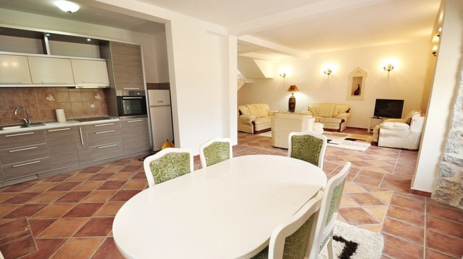 Дом площадью 500 кв.м. с видом на море, лот 677