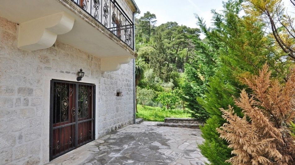 Дом площадью 500 кв.м. с видом на море, лот 677