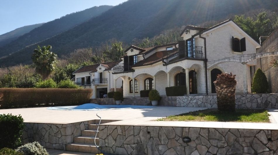 Дом площадью 751 кв.м. с видом на море, лот 679