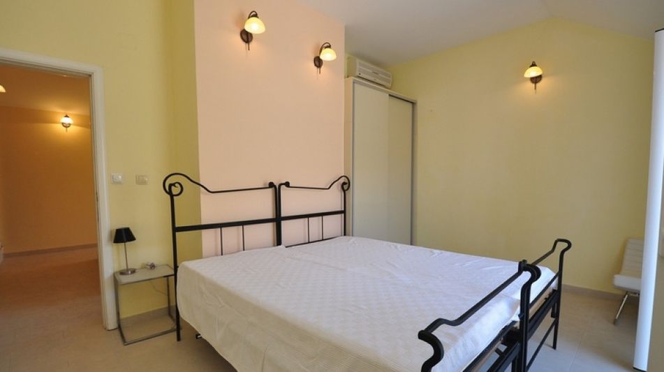 Дом площадью 751 кв.м. с видом на море, лот 679