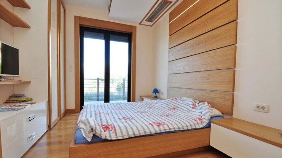 Дом площадью 371 кв.м. с видом на море, лот 680