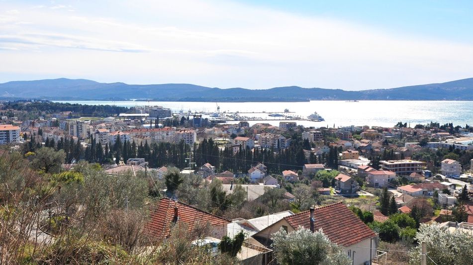 Дом площадью 308 кв.м. с видом на море, лот 681