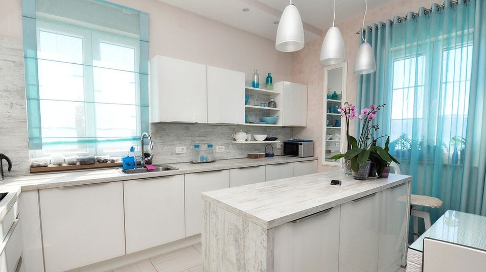 Дом площадью 308 кв.м. с видом на море, лот 681