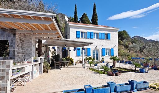 Дом площадью 308 кв.м. с видом на море, лот 681