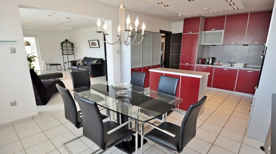 Дом площадью 350 кв.м. с видом на море, лот 685