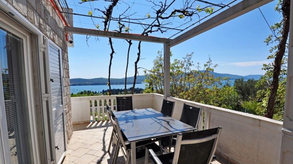 Дом площадью 350 кв.м. с видом на море, лот 685