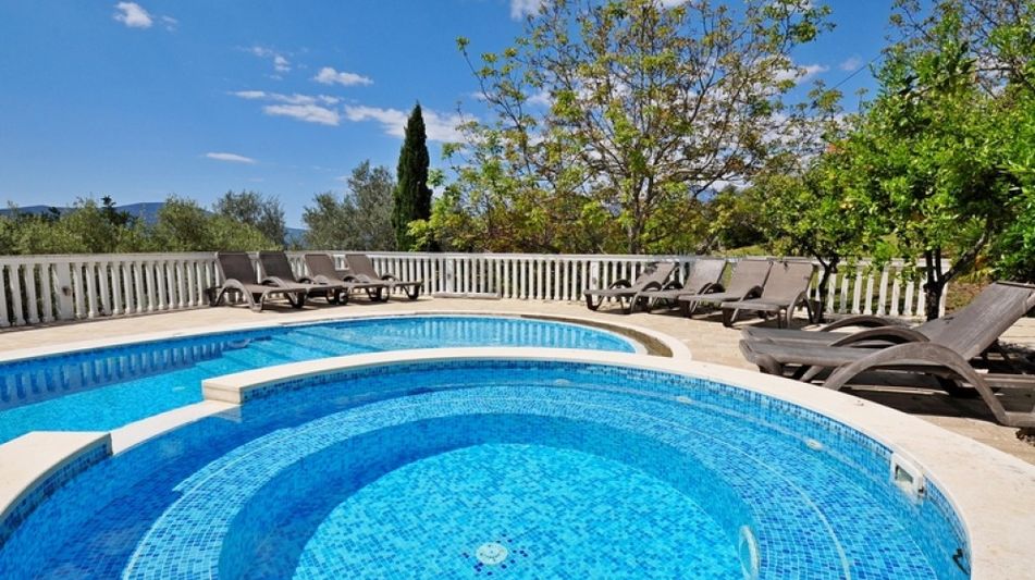 Дом площадью 350 кв.м. с видом на море, лот 685