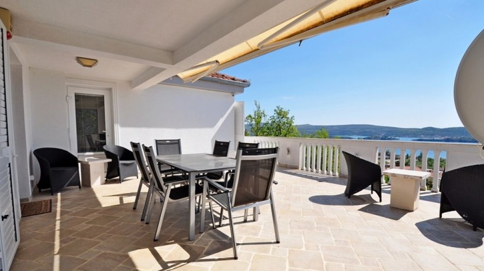 Дом площадью 350 кв.м. с видом на море, лот 685