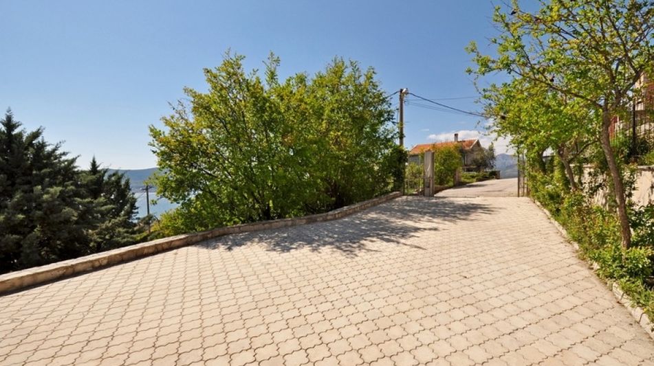 Дом площадью 350 кв.м. с видом на море, лот 685