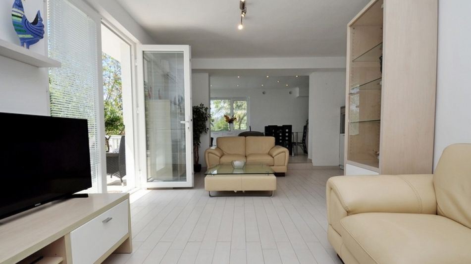 Дом площадью 350 кв.м. с видом на море, лот 685