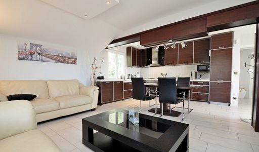 Дом площадью 350 кв.м. с видом на море, лот 685