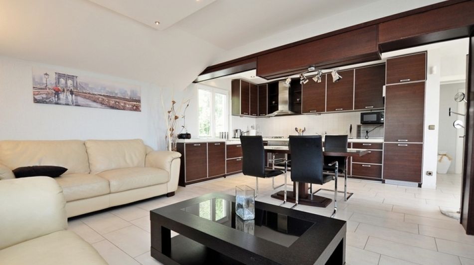 Дом площадью 350 кв.м. с видом на море, лот 685