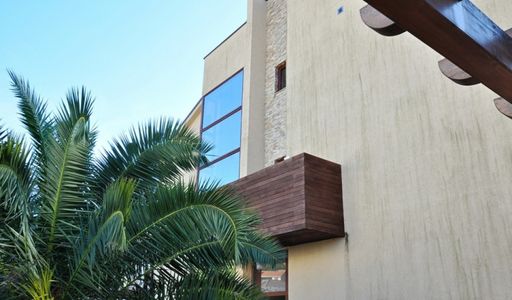 Дом площадью 403 кв.м. с видом на море, лот 686