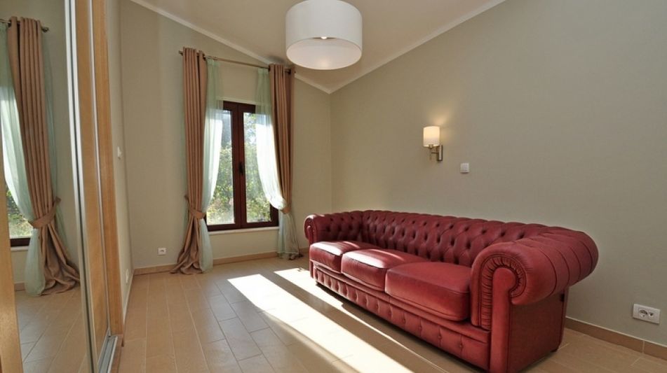 Дом площадью 403 кв.м. с видом на море, лот 686