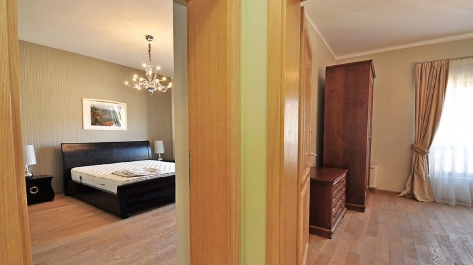 Дом площадью 403 кв.м. с видом на море, лот 686