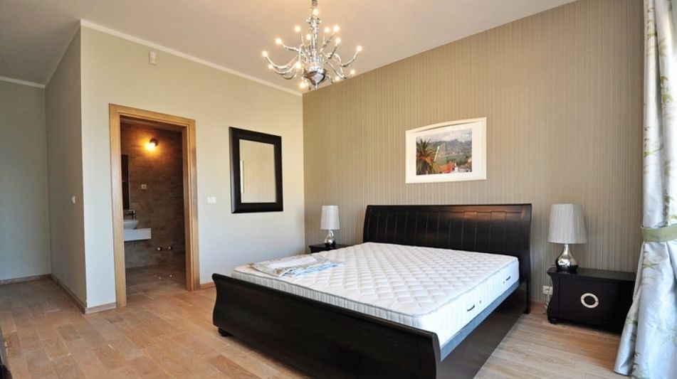 Дом площадью 403 кв.м. с видом на море, лот 686