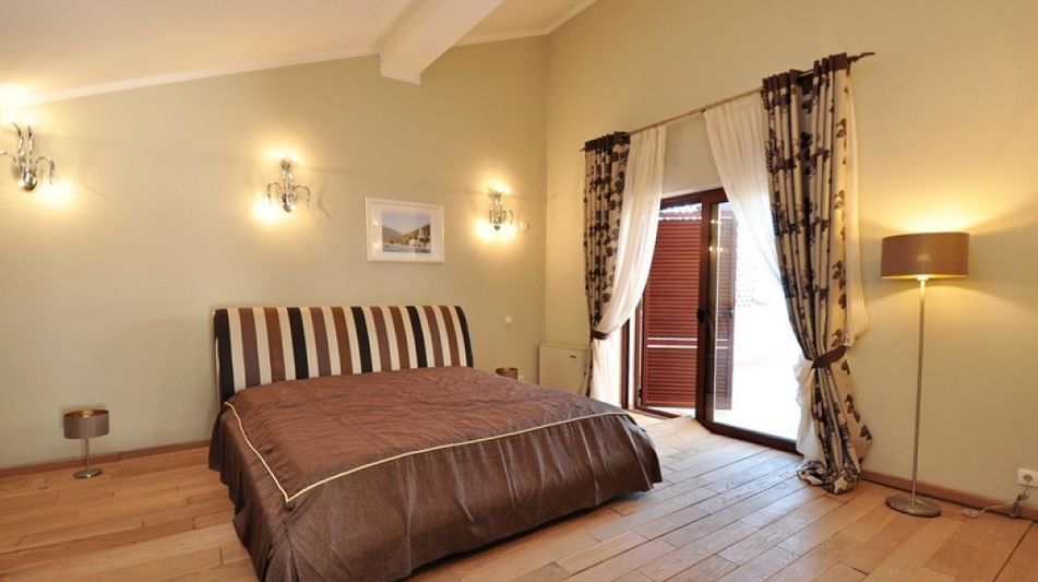 Дом площадью 403 кв.м. с видом на море, лот 686