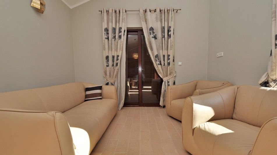 Дом площадью 403 кв.м. с видом на море, лот 686