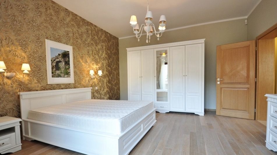 Дом площадью 403 кв.м. с видом на море, лот 686