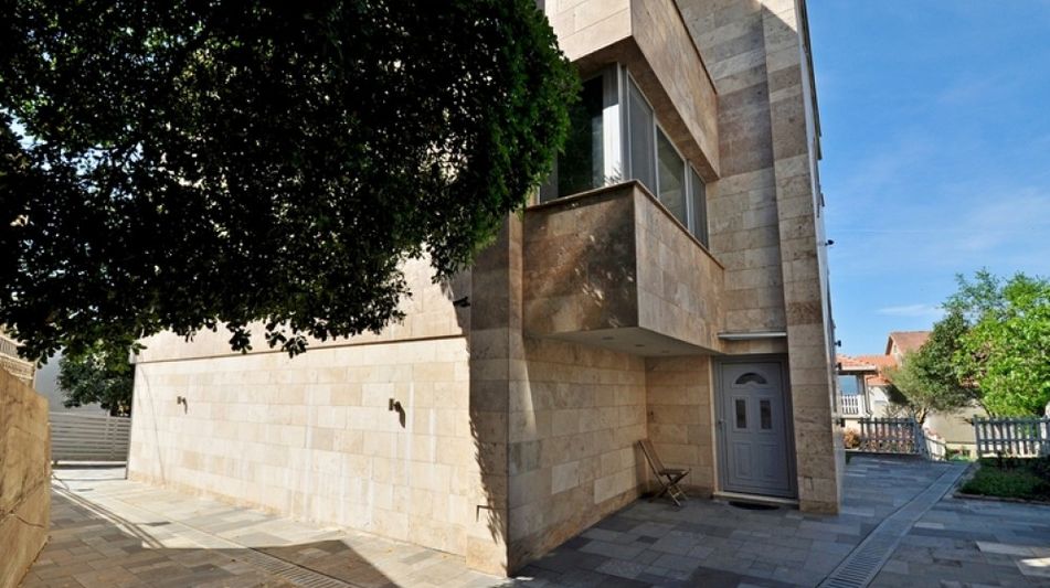 Дом площадью 400 кв.м. с видом на море, лот 687