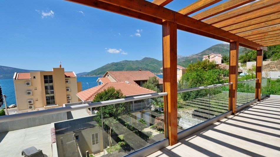 Дом площадью 400 кв.м. с видом на море, лот 687