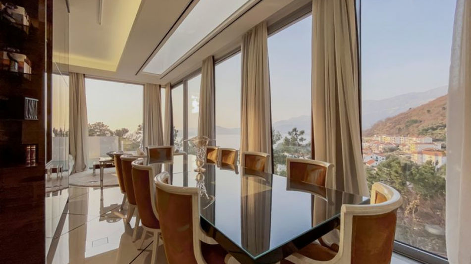 Дом площадью 862 кв.м. с видом на море, лот 74