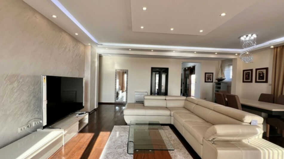 Квартира площадью 152 кв.м. с видом на море, лот 871