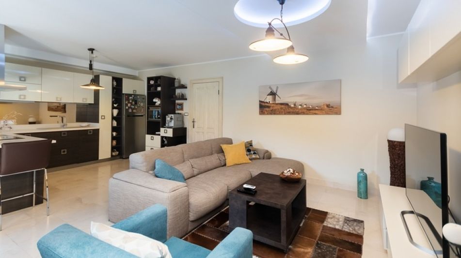 Таунхаус площадью 176 кв.м. с бассейном, лот 875