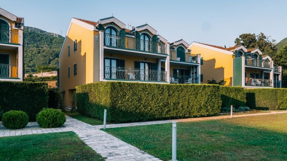 Таунхаус площадью 176 кв.м. с бассейном, лот 875