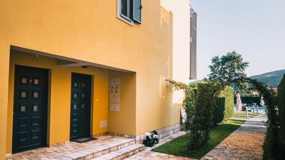 Таунхаус площадью 176 кв.м. с бассейном, лот 875