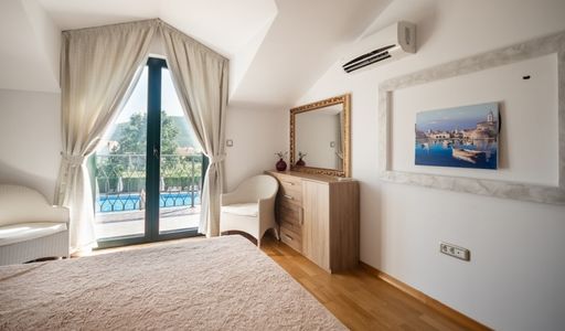 Таунхаус площадью 176 кв.м. с бассейном, лот 875