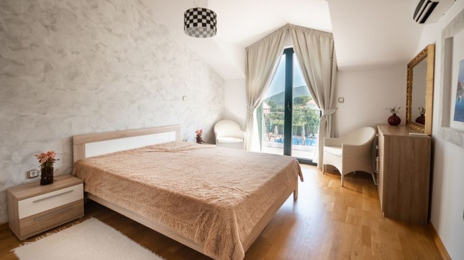 Таунхаус площадью 176 кв.м. с бассейном, лот 875