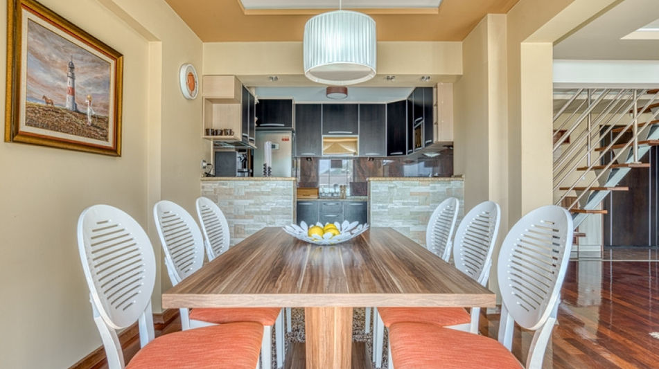 Квартира площадью 208 кв.м. с видом на море, лот 911