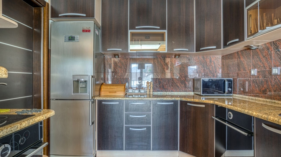 Квартира площадью 208 кв.м. с видом на море, лот 911