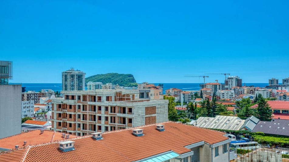 Квартира площадью 208 кв.м. с видом на море, лот 911