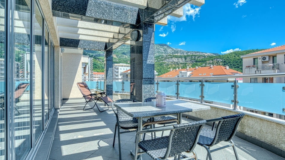 Квартира площадью 208 кв.м. с видом на море, лот 911