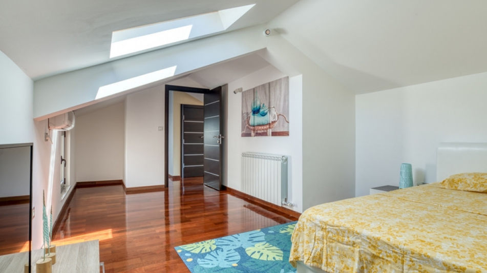 Квартира площадью 208 кв.м. с видом на море, лот 911