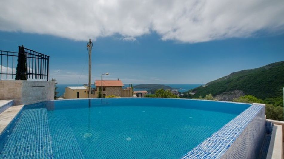 Дом площадью 470 кв.м. с видом на море, лот 921