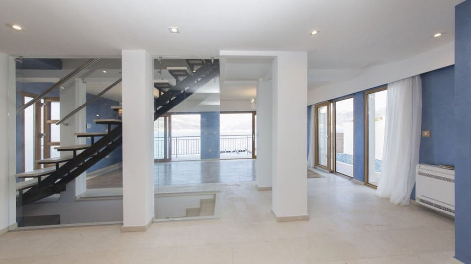 Дом площадью 300 кв.м. с видом на море, лот 974