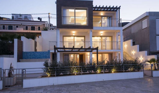 Дом площадью 300 кв.м. с видом на море, лот 974