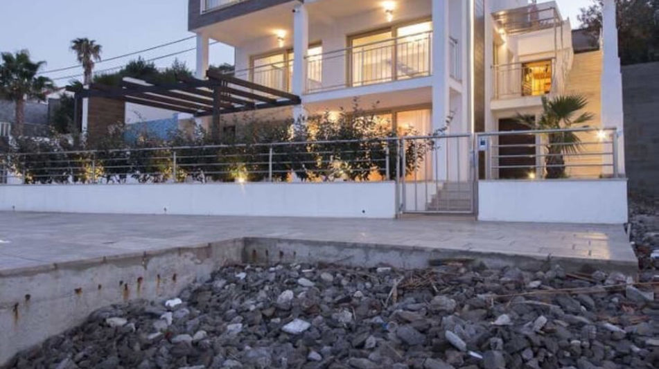 Дом площадью 300 кв.м. с видом на море, лот 974