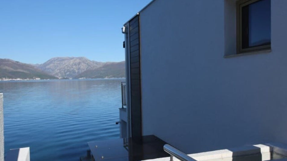 Дом площадью 300 кв.м. с видом на море, лот 974